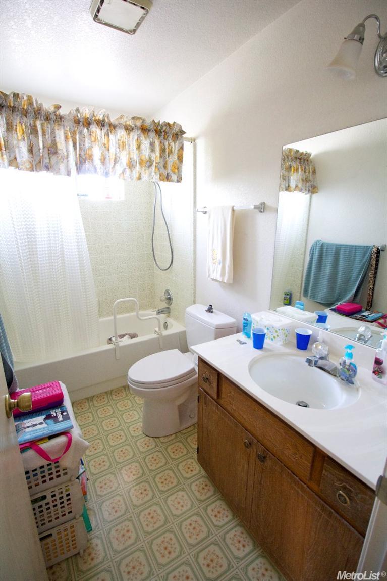 1454 Castaway, Manteca, CA 95337 photo 20