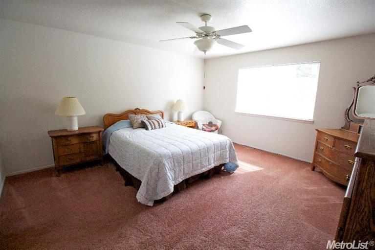 1454 Castaway, Manteca, CA 95337 photo 15