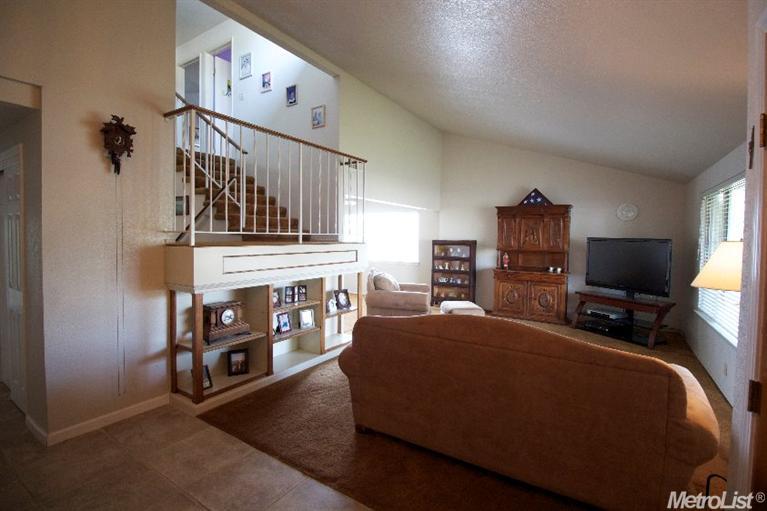 1454 Castaway, Manteca, CA 95337 photo 12