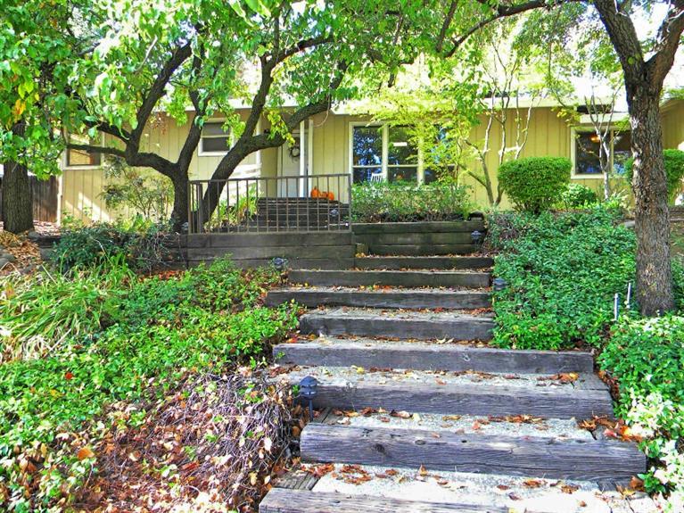 7248 Pine View Dr, Folsom, CA 95630 photo 2