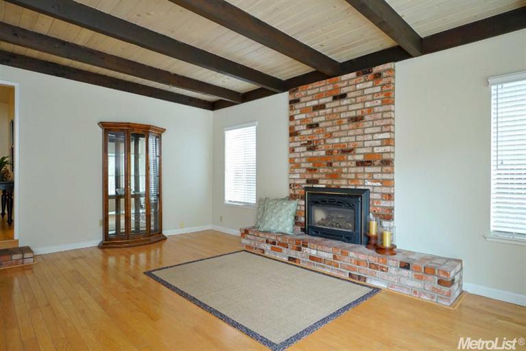 910 Acacia Ln, Davis, CA 95616 photo 13