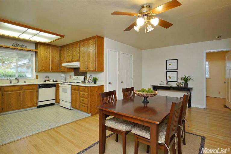 910 Acacia Ln, Davis, CA 95616 photo 9