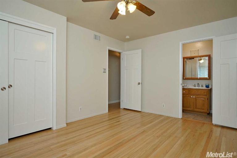 910 Acacia Ln, Davis, CA 95616 photo 14