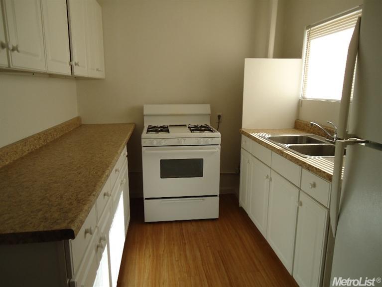 1919 Beverly Ave, Olivehurst, CA 95961 photo 2