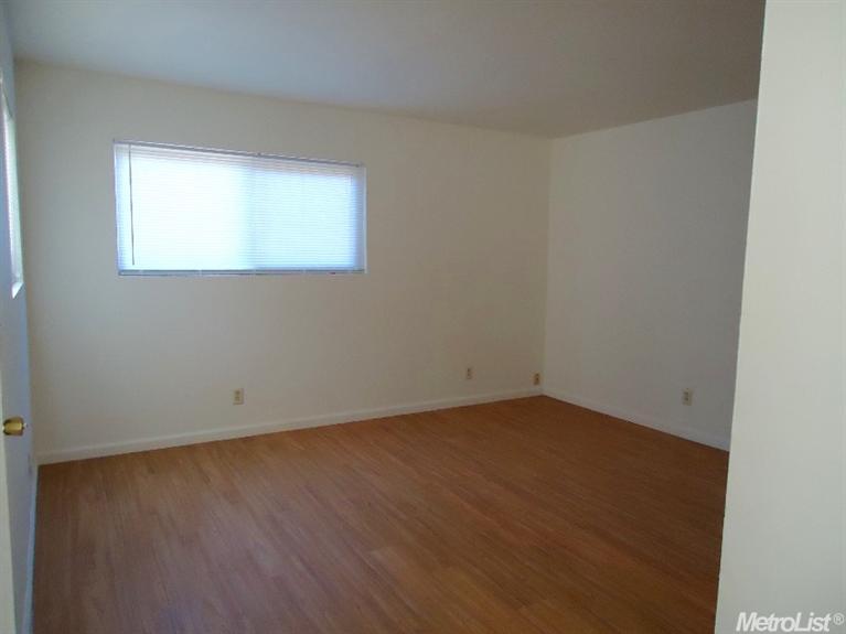 1919 Beverly Ave, Olivehurst, CA 95961 photo 6