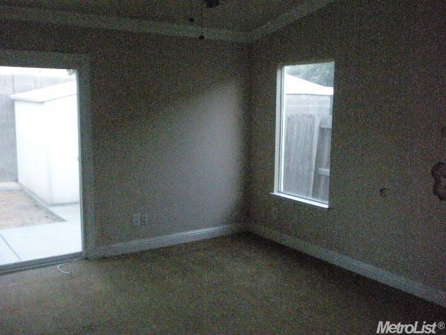 236 Dyer Ave, Manteca, CA 95336 photo 6