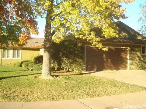 906 Kramer Dr, Lodi, CA 95242 photo 4