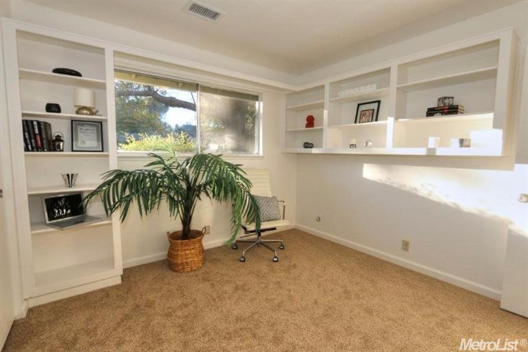 812 Los Robles St, Davis, CA 95618 photo 17