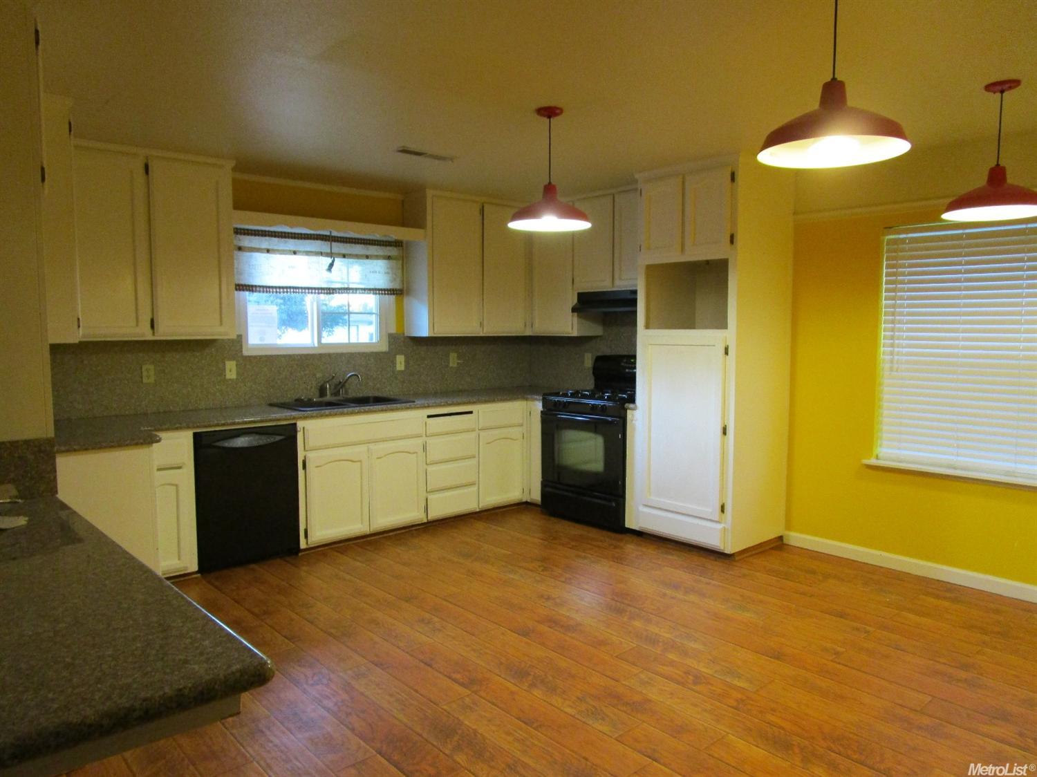 408 Belfast Ave, Modesto, CA 95354 photo 9