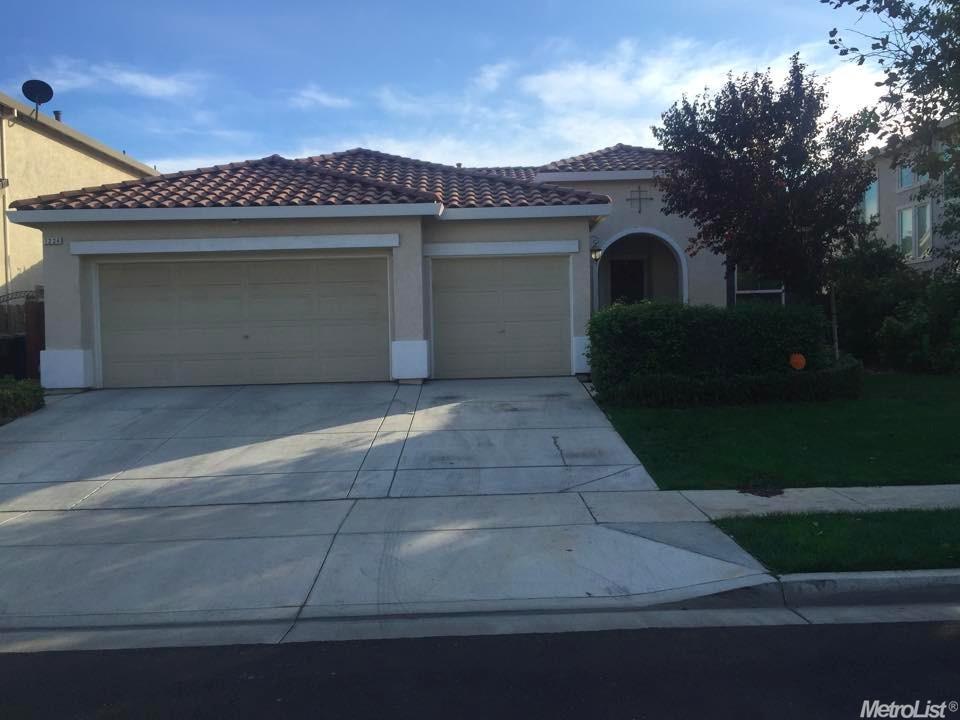 1224 Jasmine Dr, Patterson, CA 95363 photo 1