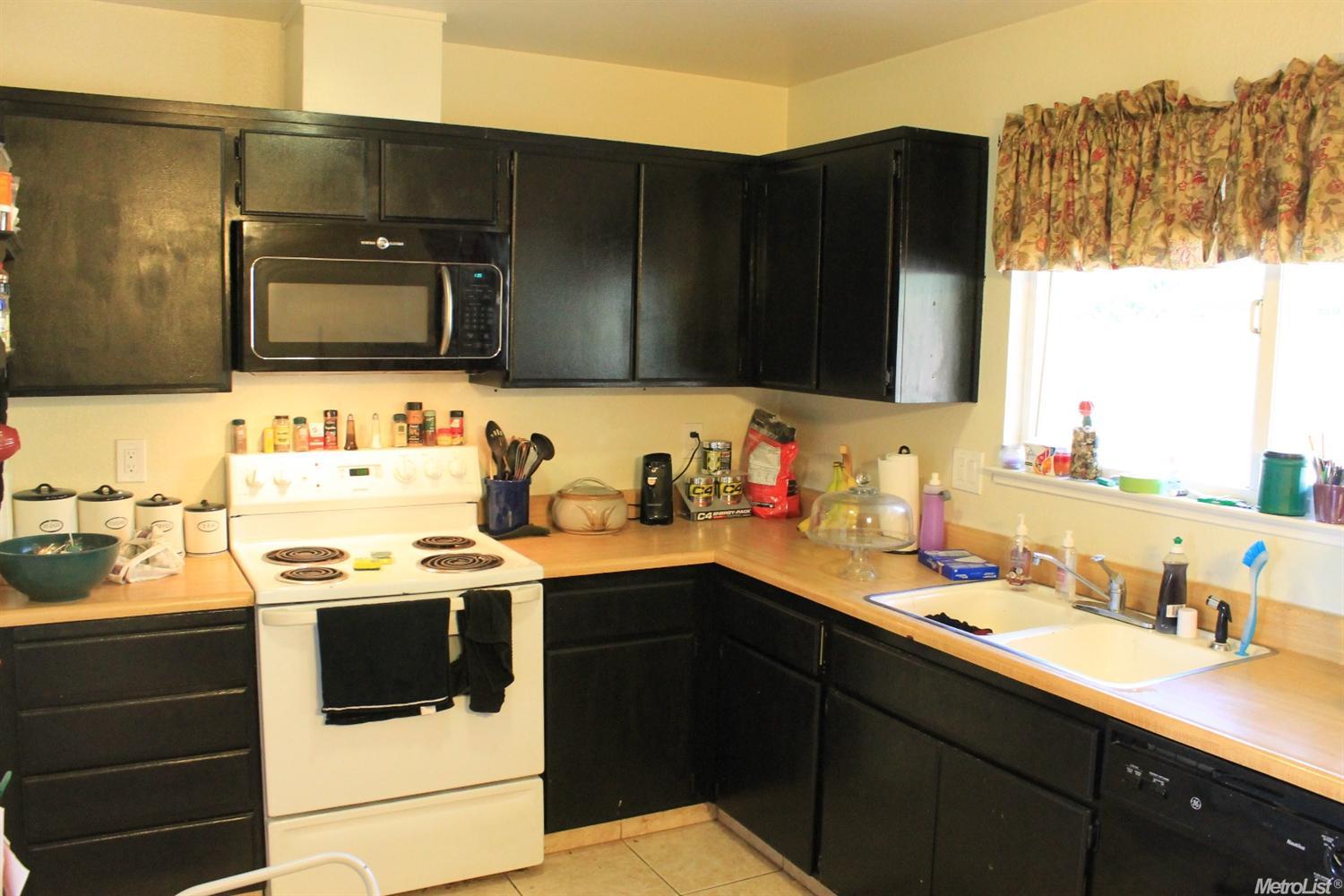 467 Yosemite Dr, Tracy, CA 95376 photo 3