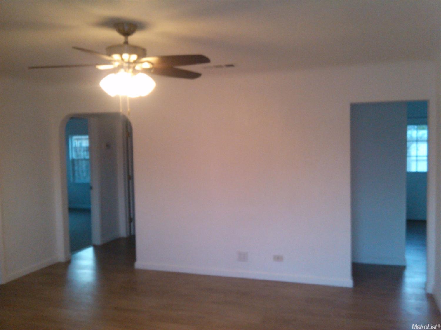 427 Michigan Ave, Manteca, CA 95337 photo 3
