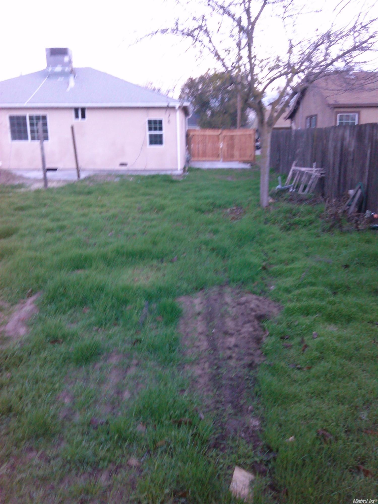 427 Michigan Ave, Manteca, CA 95337 photo 11