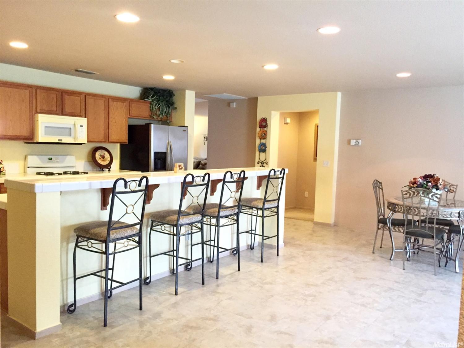 128 Dowitcher Dr, Patterson, CA 95363 photo 9