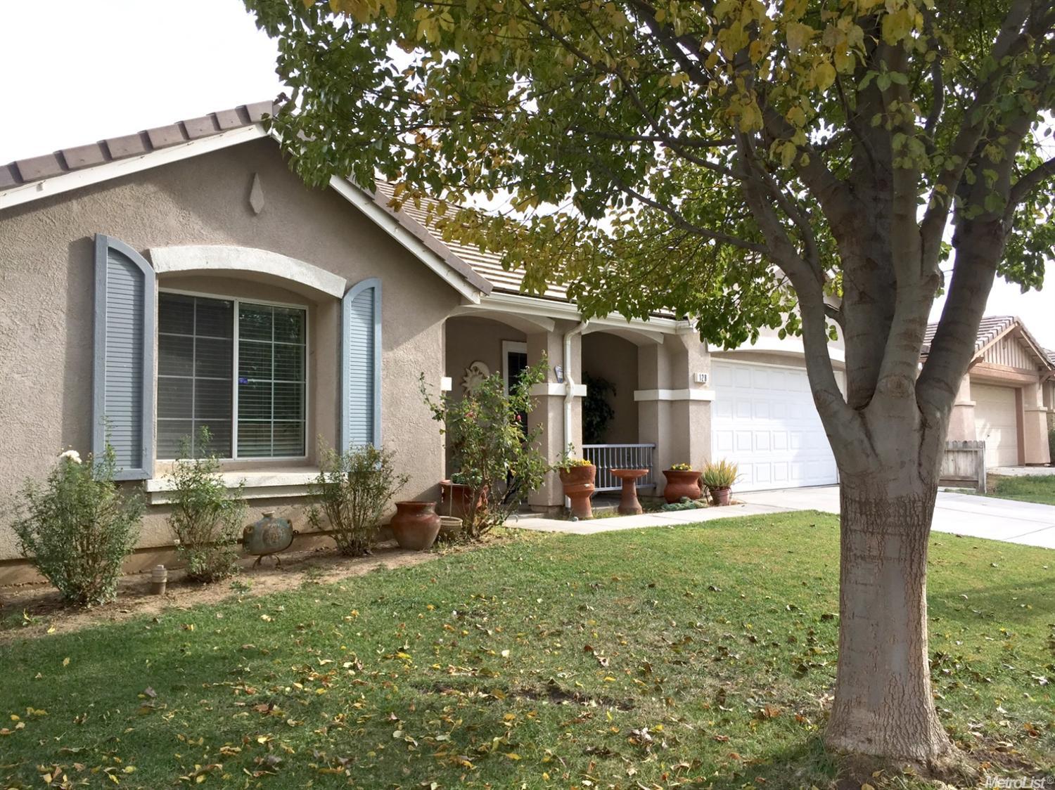 128 Dowitcher Dr, Patterson, CA 95363 photo 1