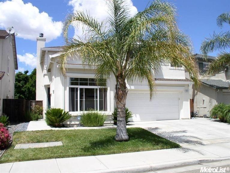 711 Alexandra Dr, Tracy, CA 95377 photo 1