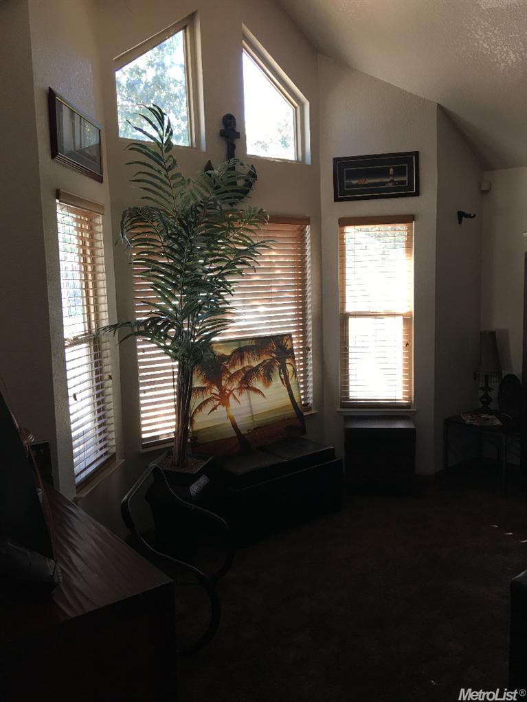 2709 Beatrice Ln, Modesto, CA 95355 photo 2