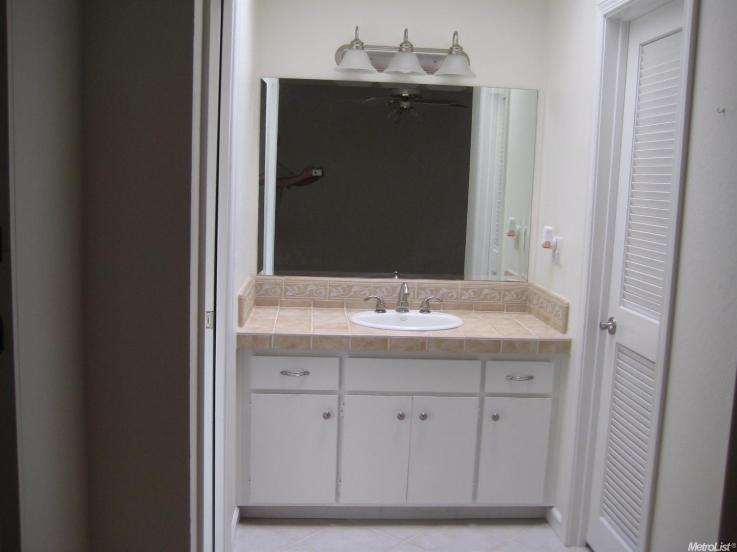 4419 Northampton Dr, Carmichael, CA 95608 photo 10
