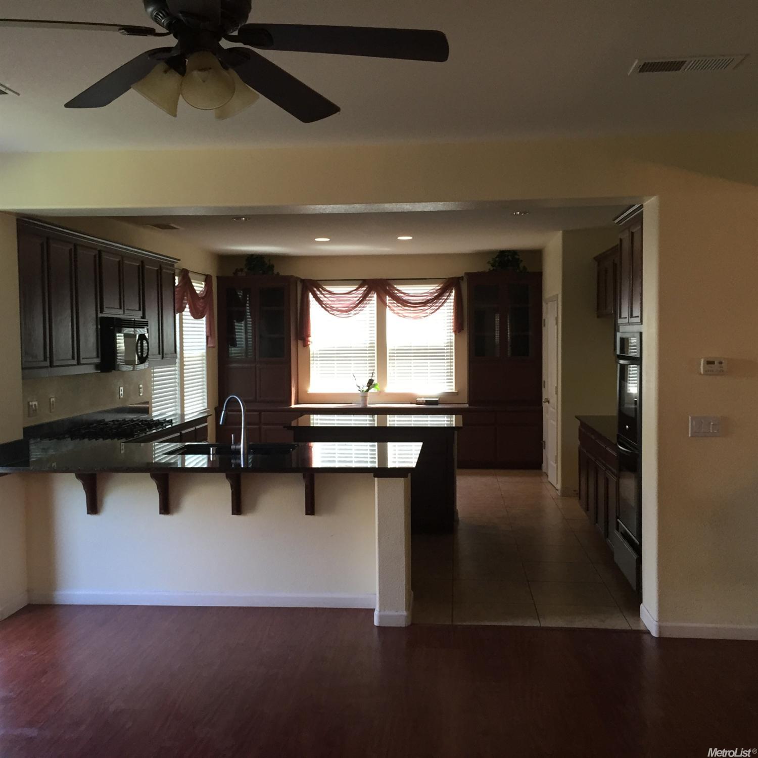 2575 Balmy Ct, Manteca, CA 95337 photo 3