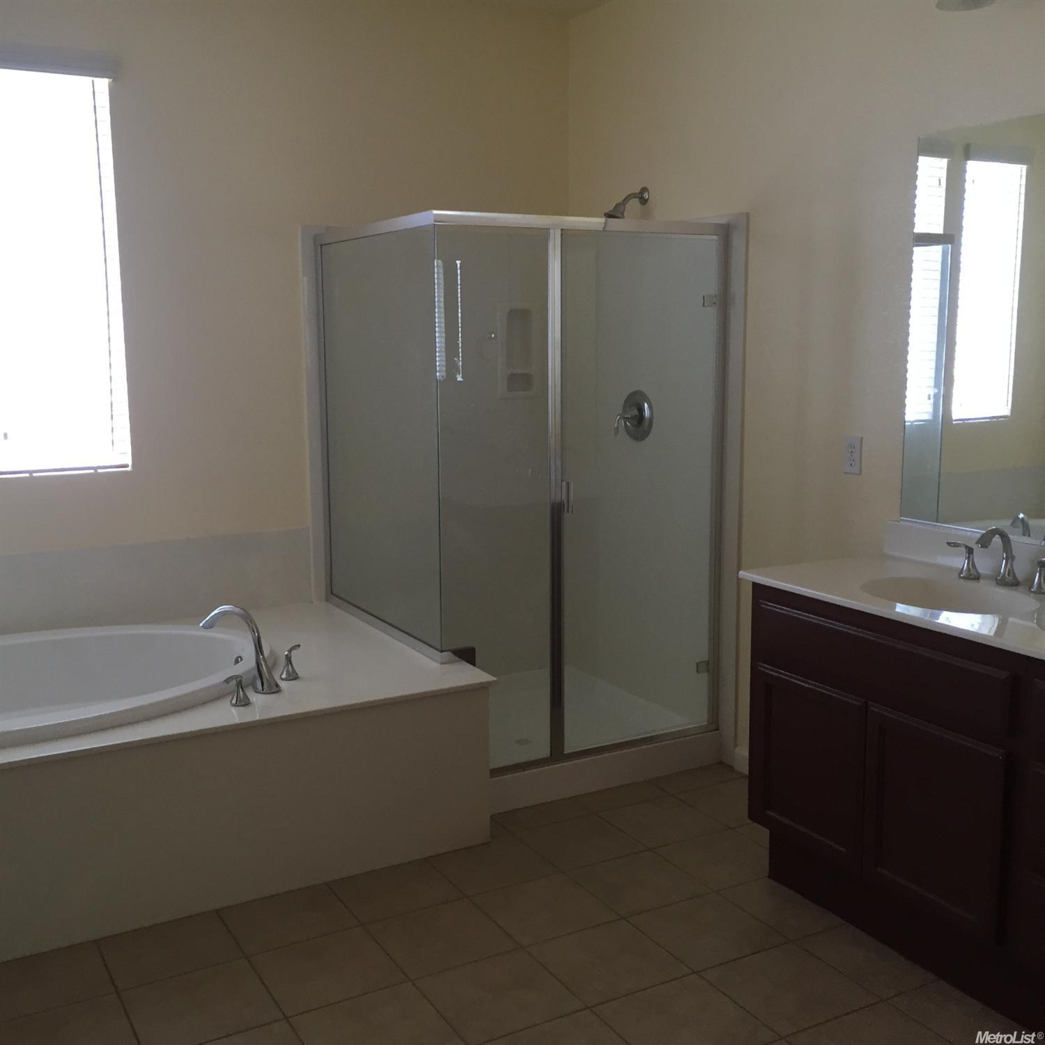 2575 Balmy Ct, Manteca, CA 95337 photo 8
