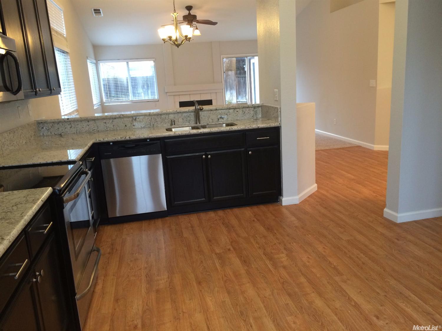 3096 Valley Brook Dr, Ceres, CA 95307 photo 5