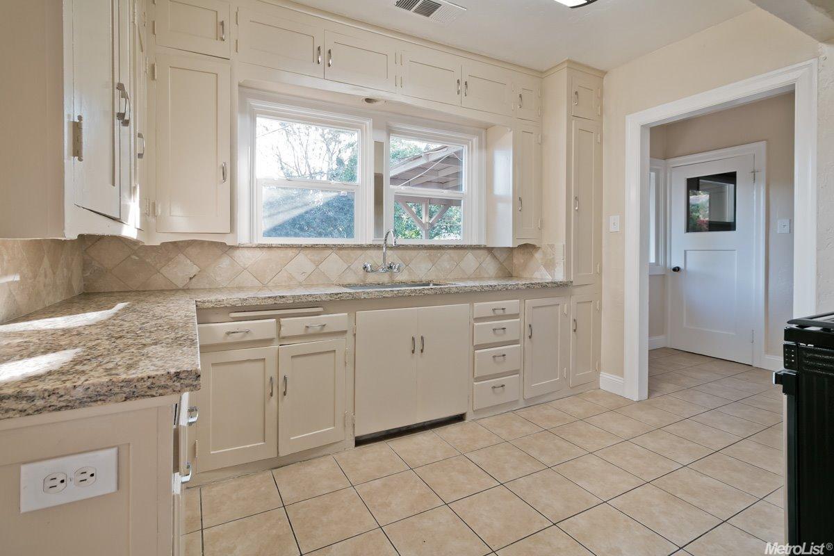 120 Frances Ave, Modesto, CA 95354 photo 10