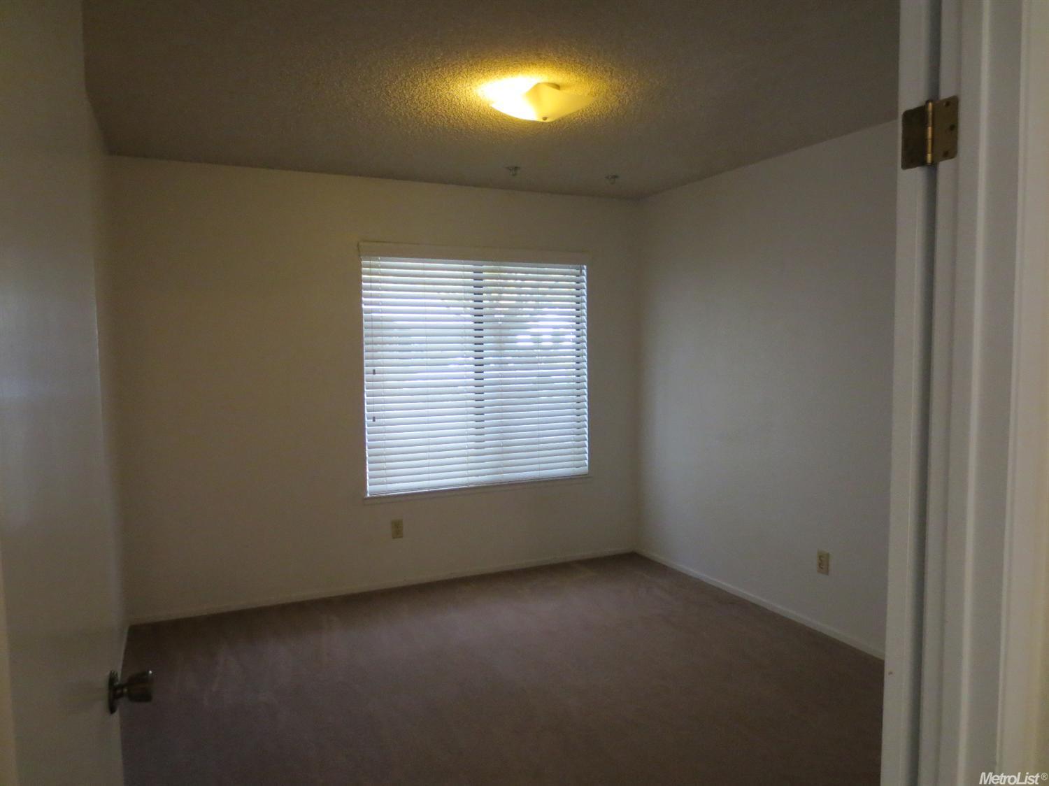 1728 Chartwell Pl, Modesto, CA 95355 photo 7