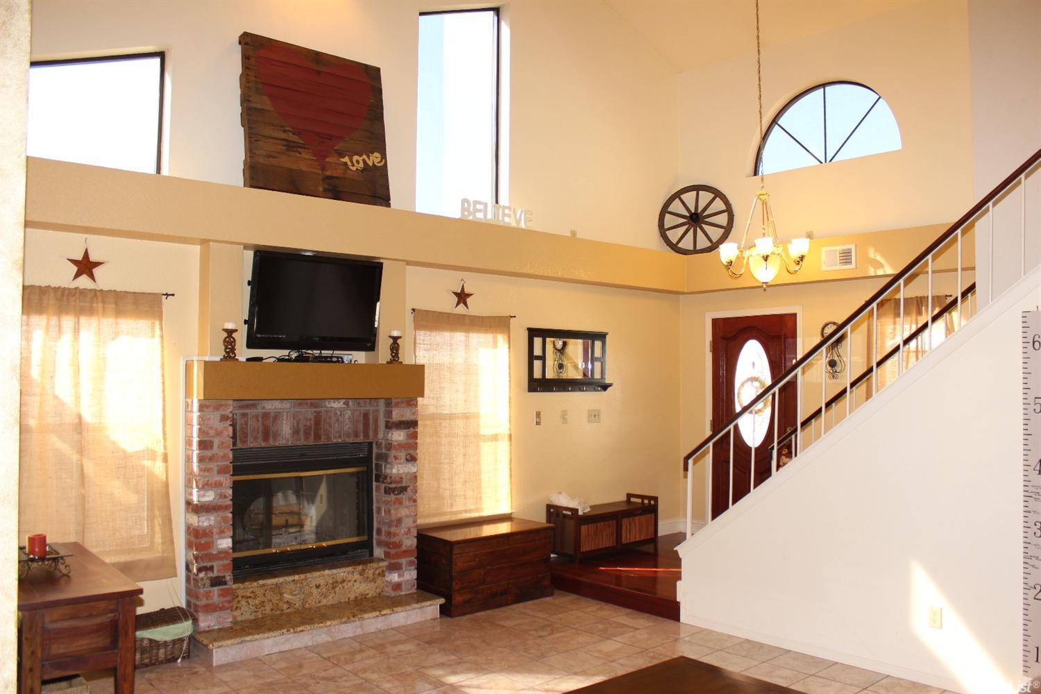 8014 Prior Way, Antelope, CA 95843 photo 4