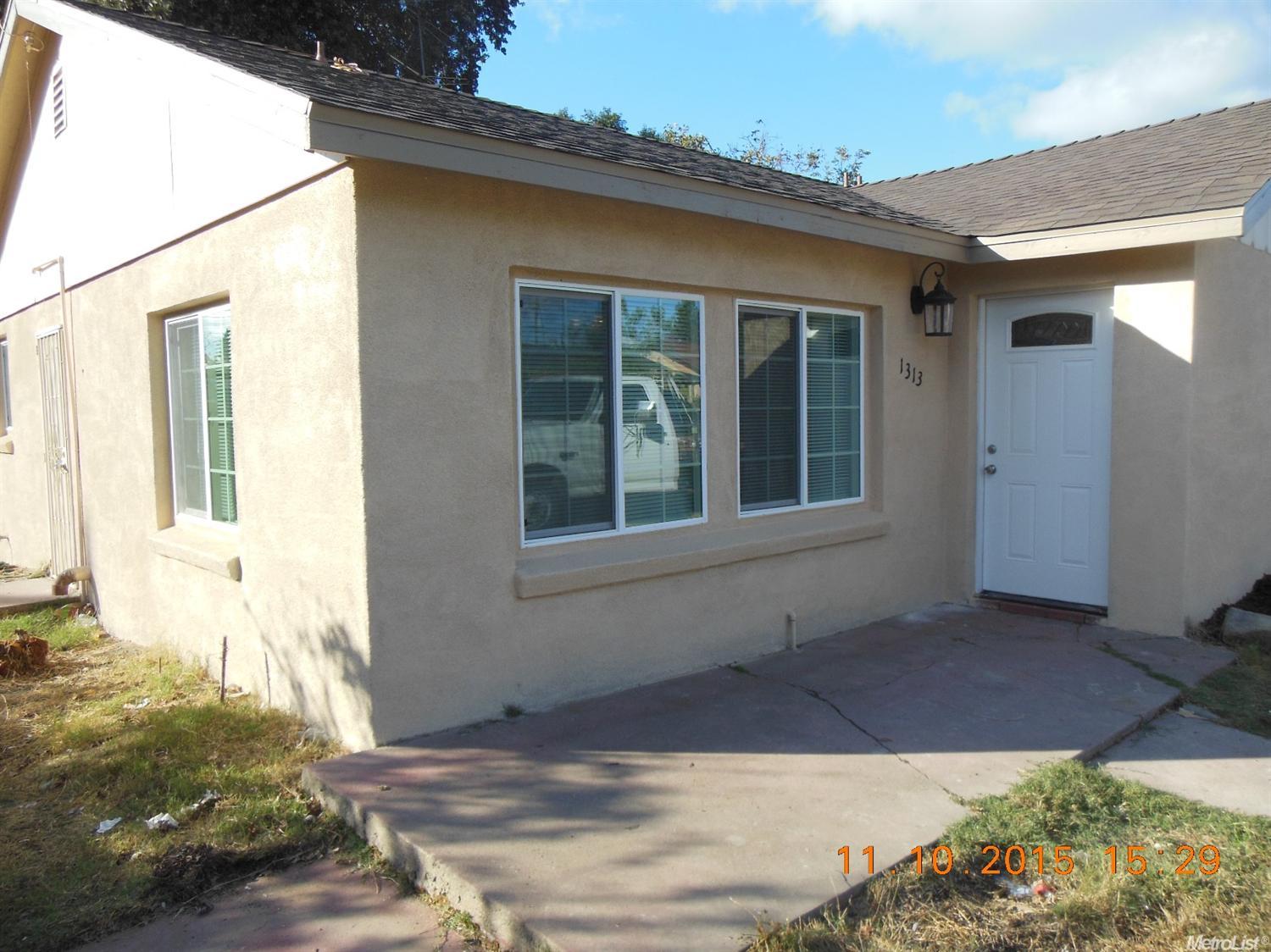 1313 Normandy Dr, Modesto, CA 95351 photo 2