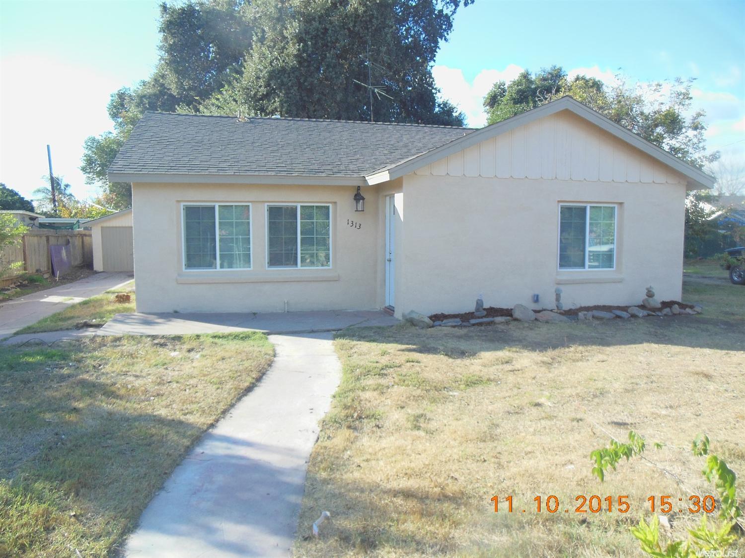 1313 Normandy Dr, Modesto, CA 95351 photo 1