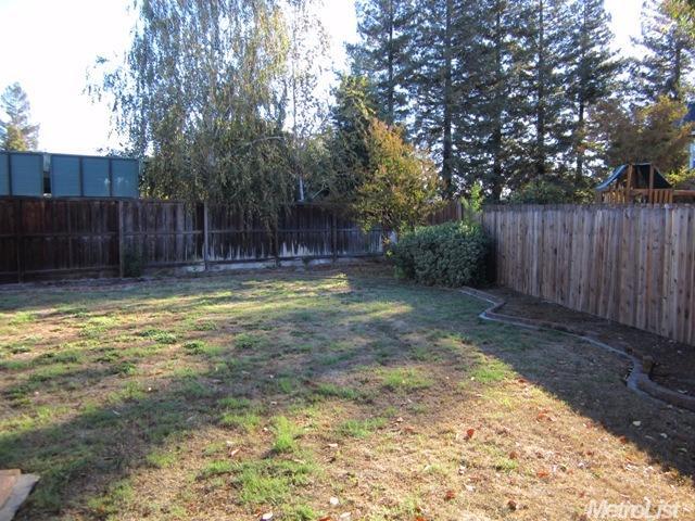 1800 Cape Cod Cir, Lodi, CA 95242 photo 12