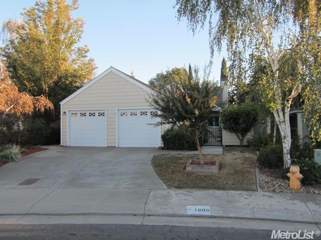 1800 Cape Cod Cir, Lodi, CA 95242 photo 2