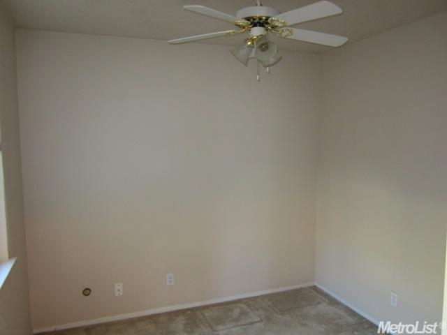 1800 Cape Cod Cir, Lodi, CA 95242 photo 10