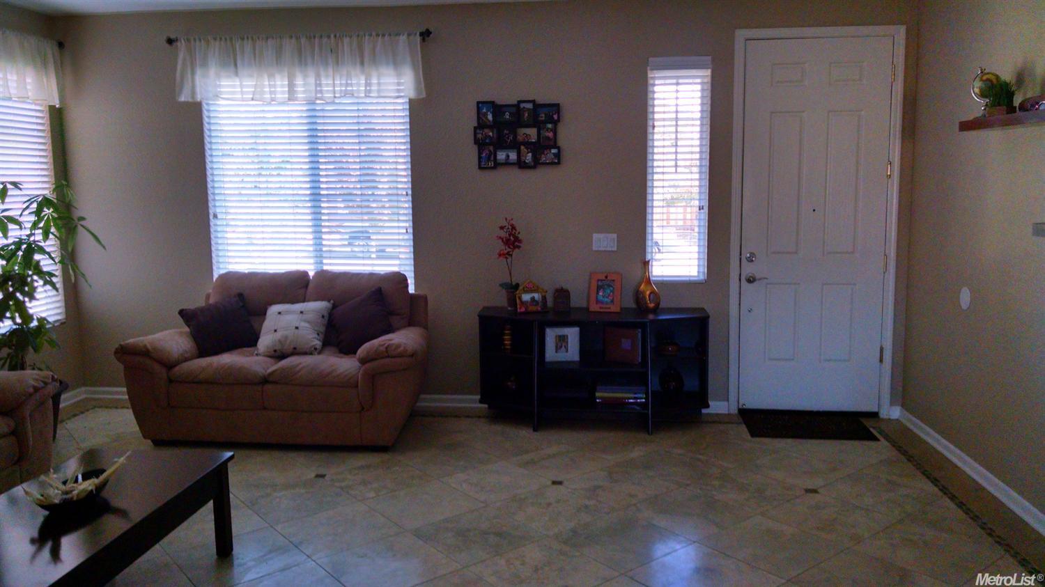 1102 Griffin Way, Winters, CA 95694 photo 5