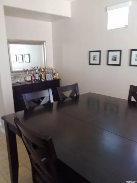 2148 Wellington Dr, Tracy, CA 95376 photo 4