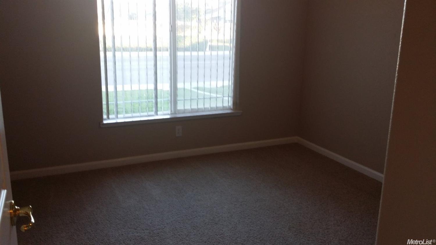 1709 Charles St, Hughson, CA 95326 photo 10