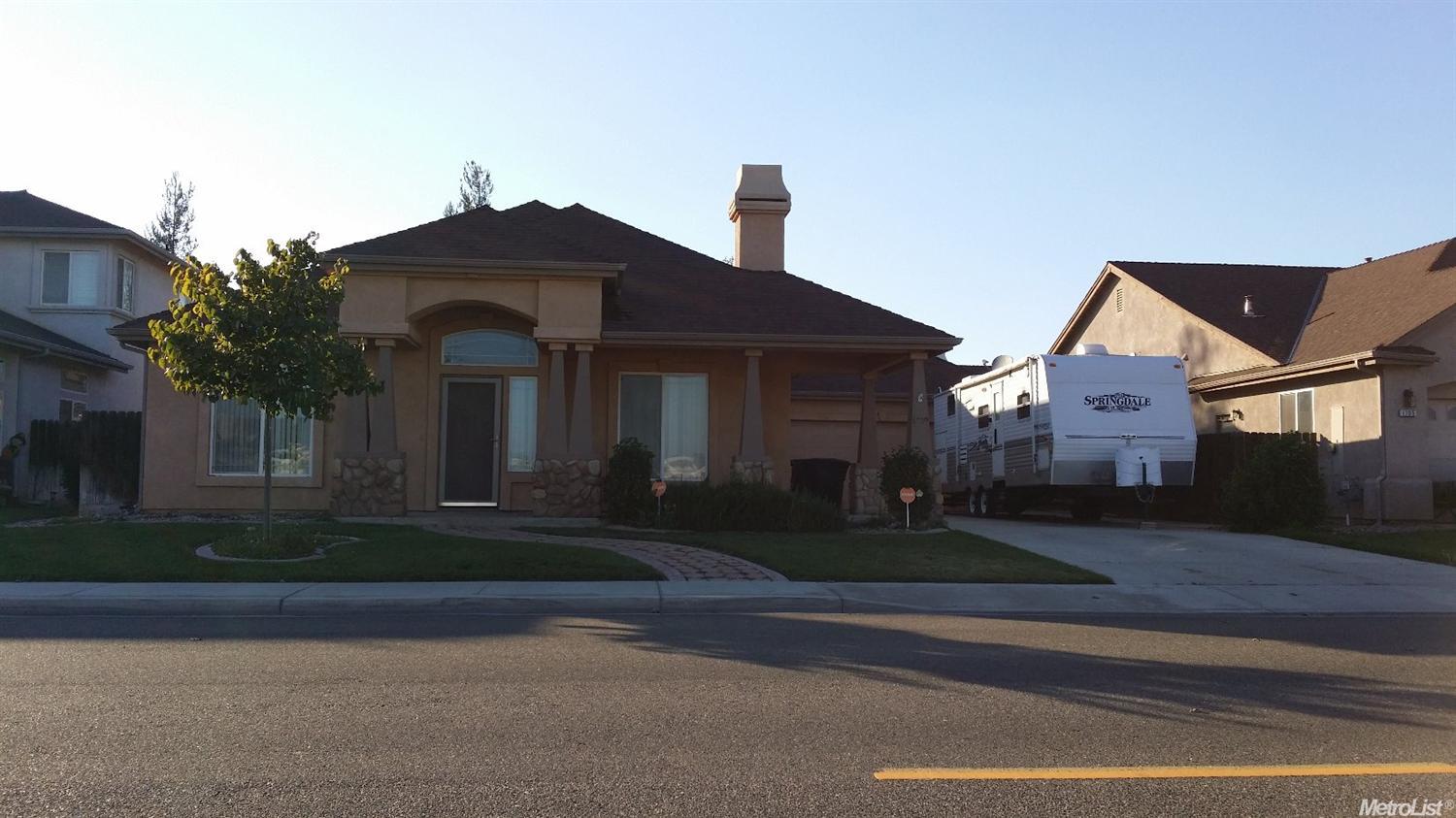 1709 Charles St, Hughson, CA 95326 photo 1