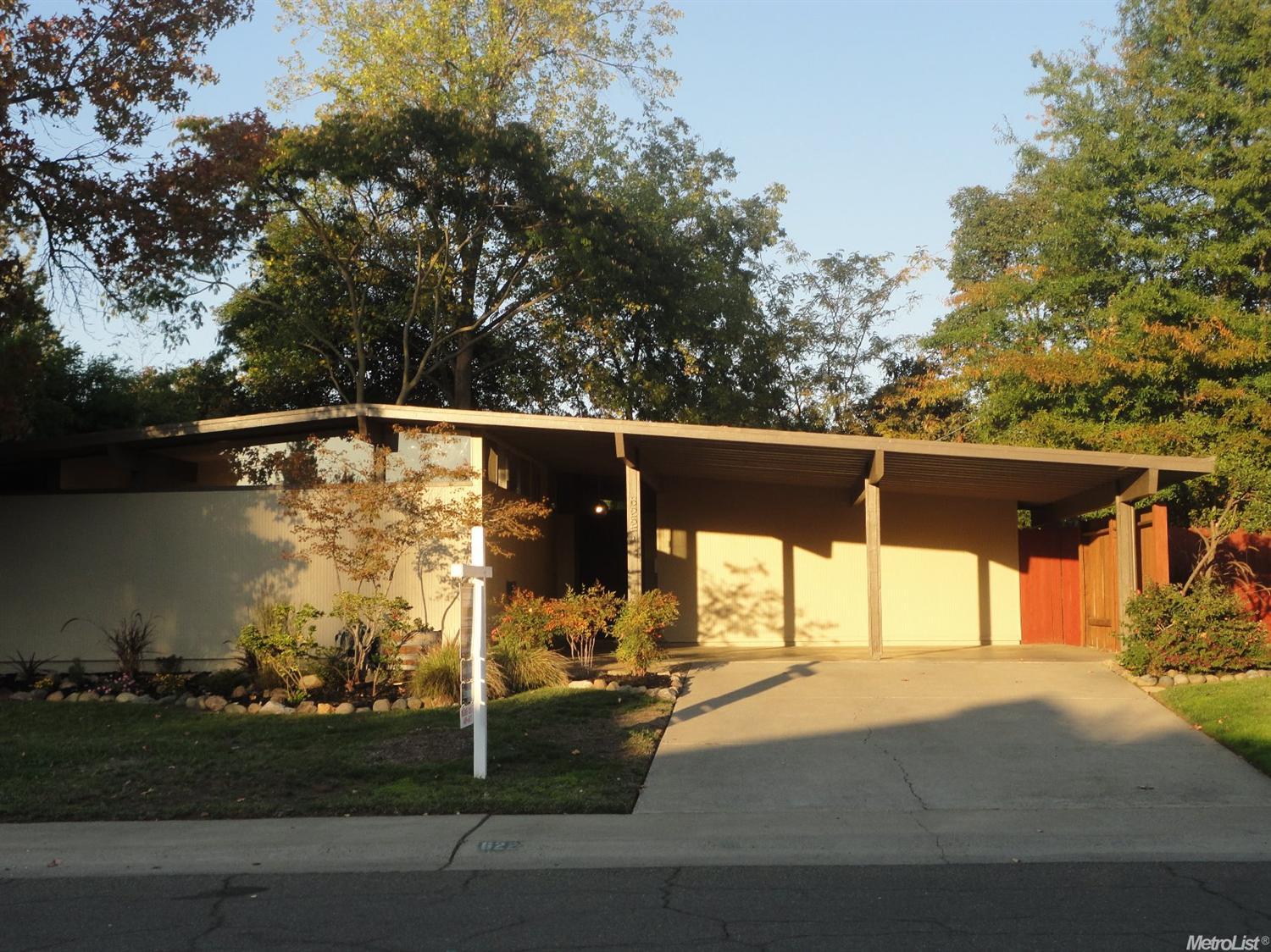 6227 Rampart Dr, Carmichael, CA 95608 photo 2