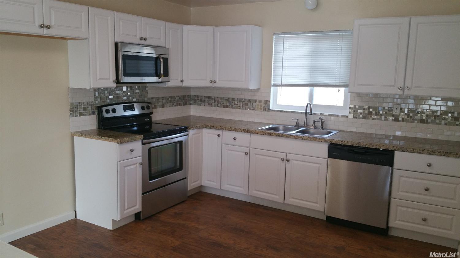 623 Martha St, Manteca, CA 95337 photo 4