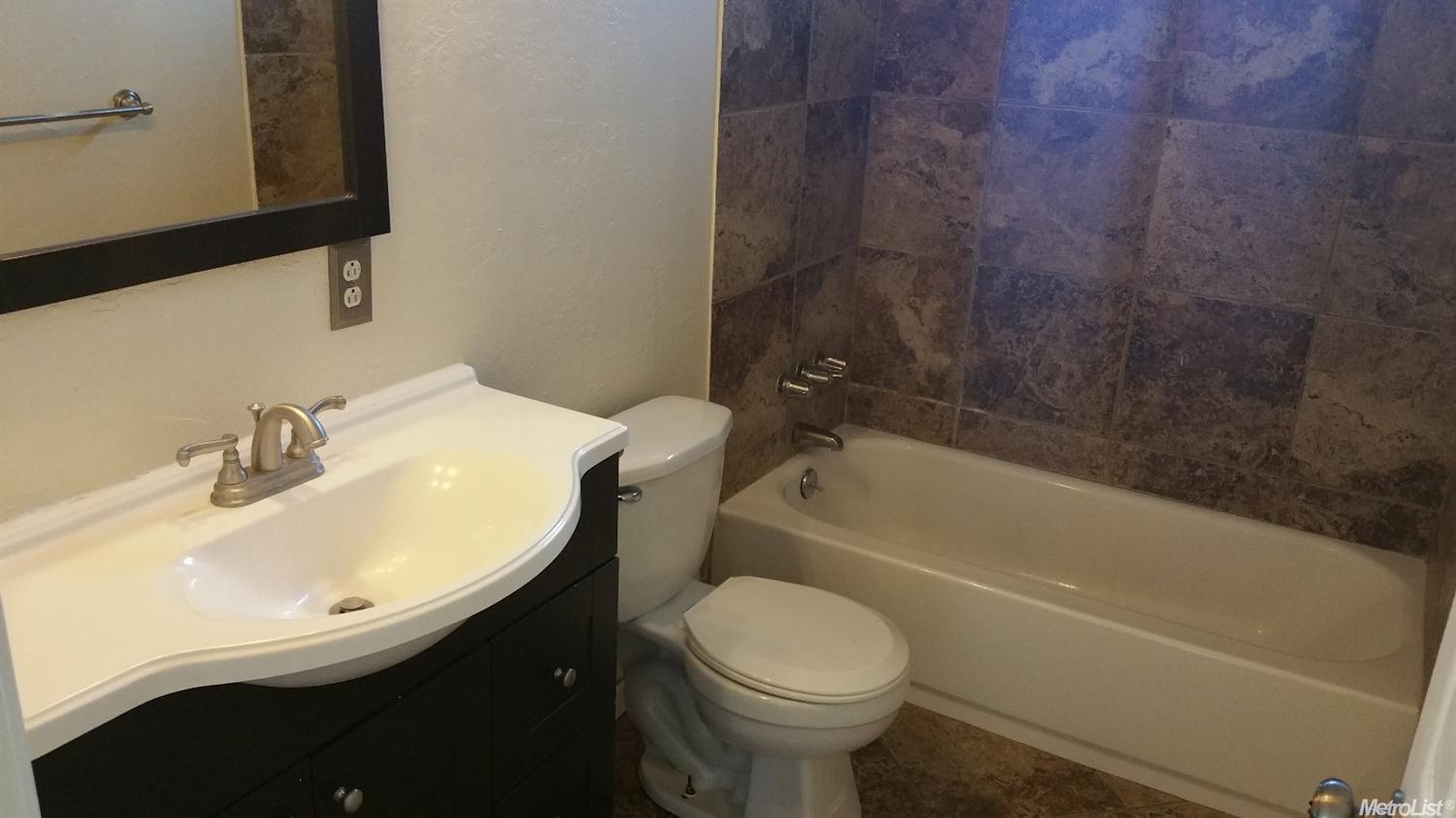623 Martha St, Manteca, CA 95337 photo 7
