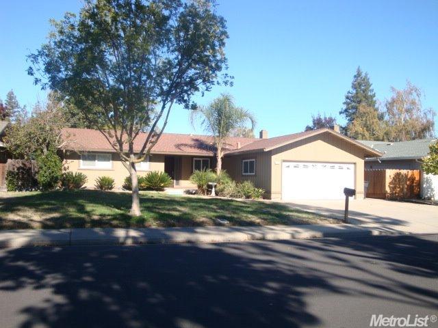 1521 Sylvan Meadows Dr, Modesto, CA 95355 photo 3