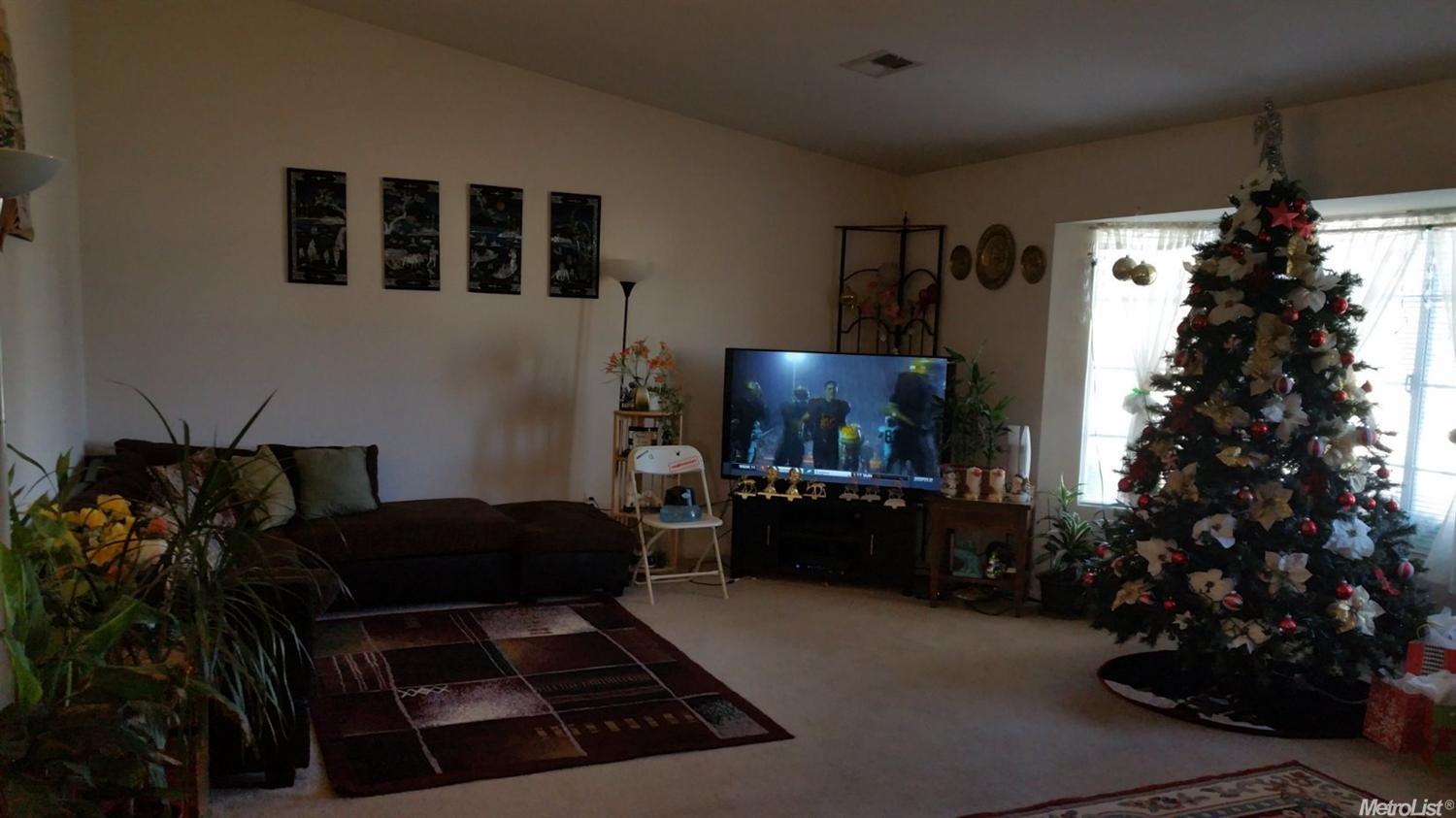 528 Luna, Merced, CA 95341 photo 3