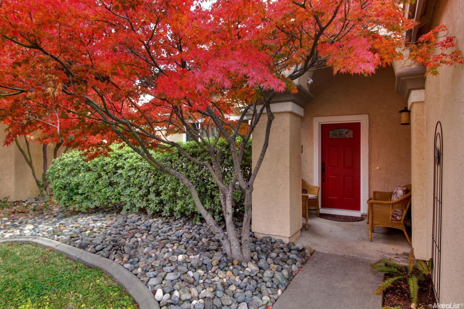 5833 Devon Dr, Rocklin, CA 95765 photo 1