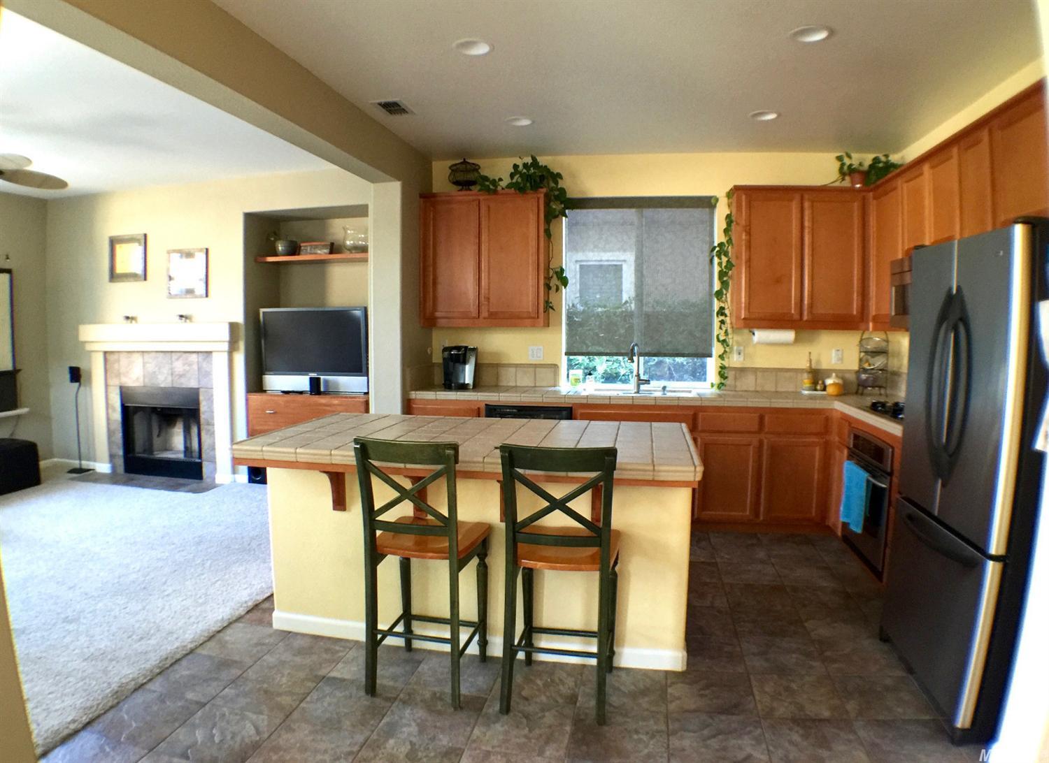 2833 Ralston Way, Tracy, CA 95377 photo 2