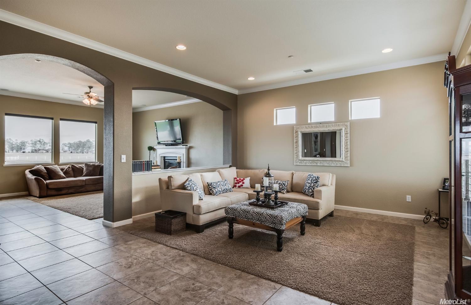 13021 Barbaro Ct, Wilton, CA 95693 photo 5