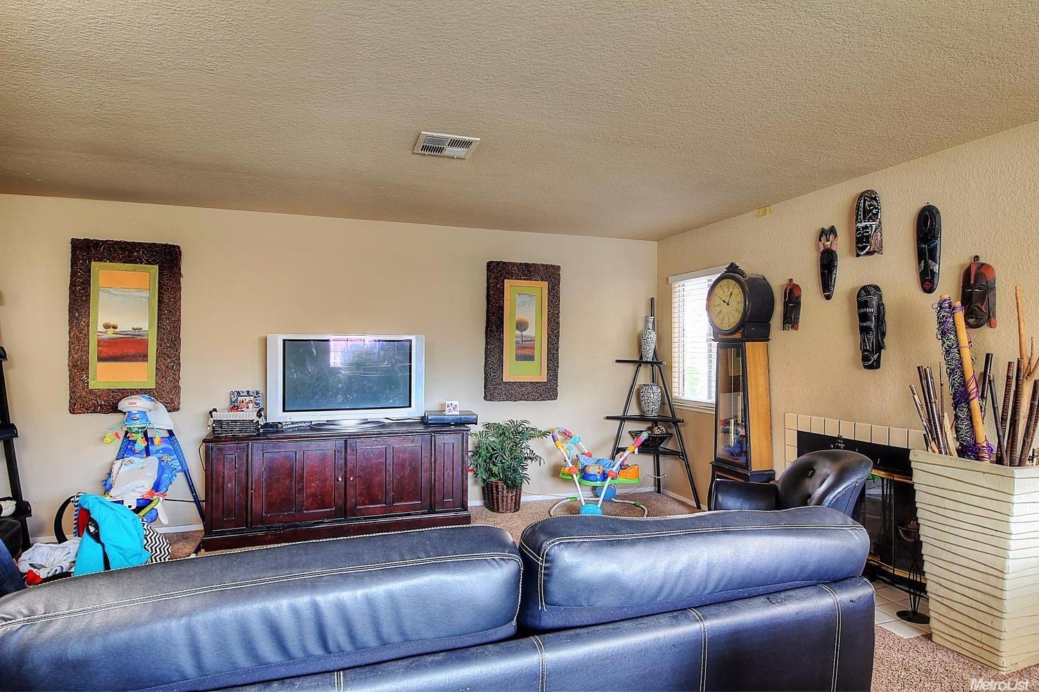 1713 Ustick Rd, Modesto, CA 95358 photo 6