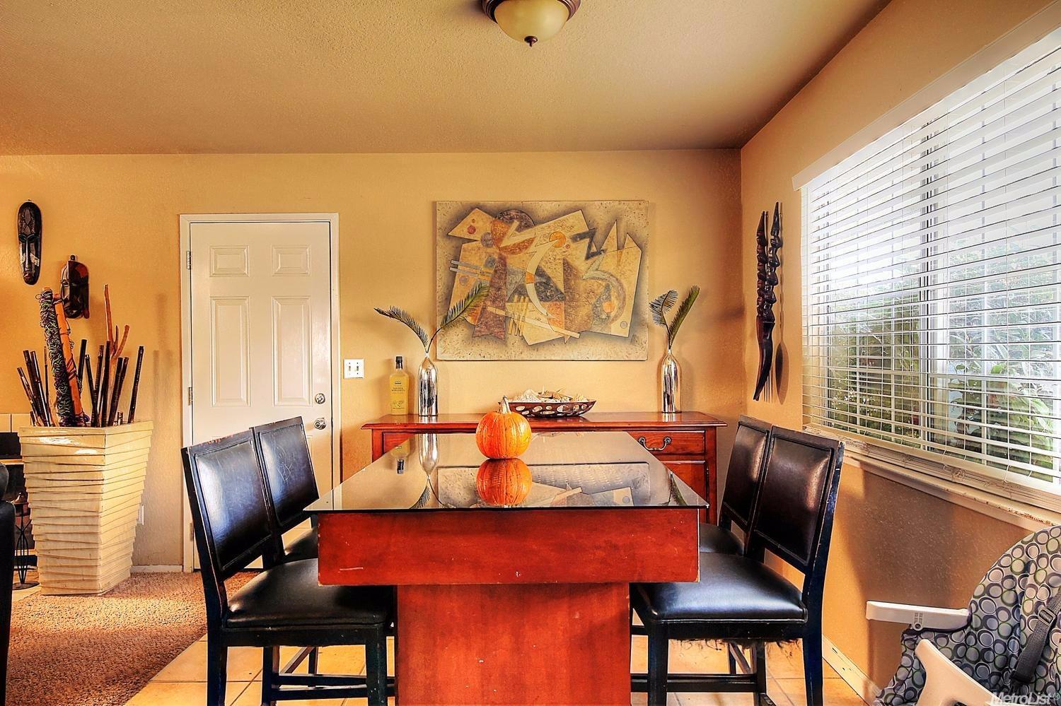 1713 Ustick Rd, Modesto, CA 95358 photo 5