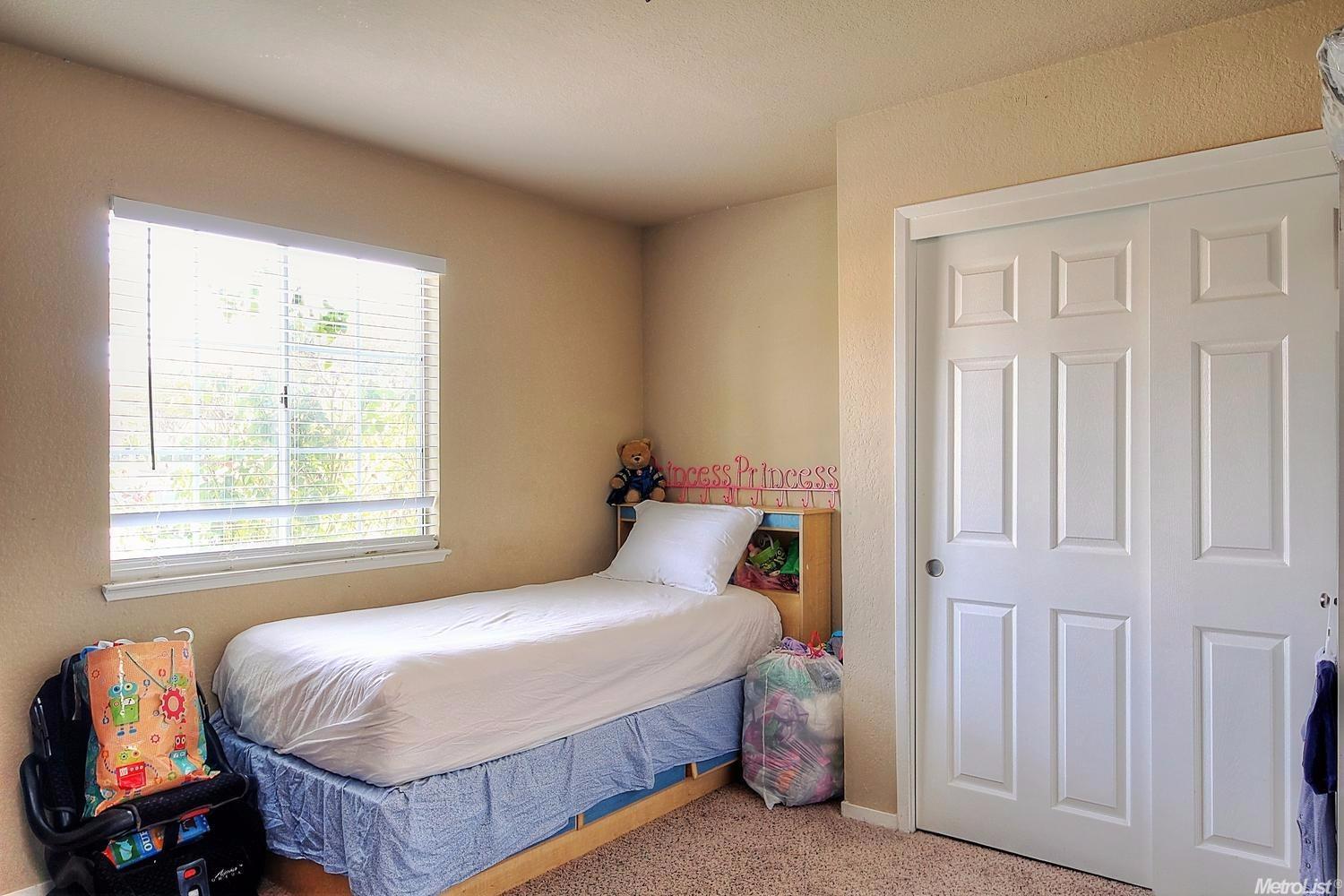1713 Ustick Rd, Modesto, CA 95358 photo 8