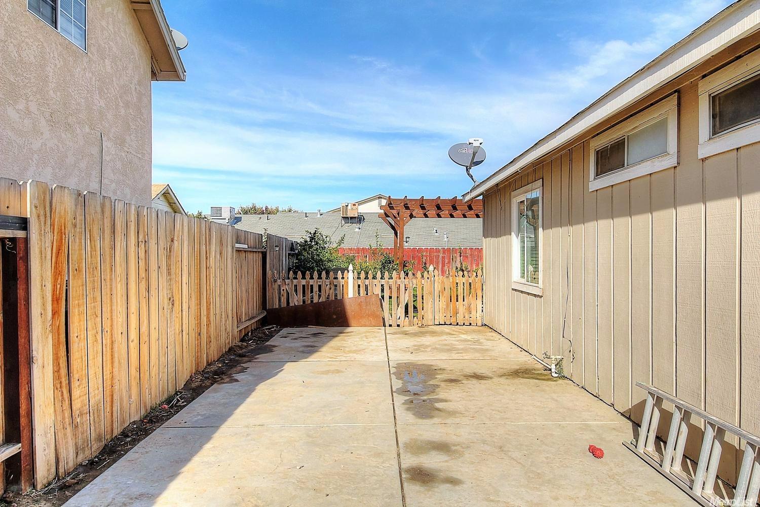 1713 Ustick Rd, Modesto, CA 95358 photo 18