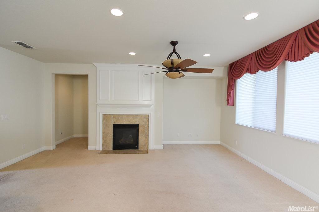 2378 Pepper Tree Ln, Manteca, CA 95336 photo 8